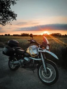 A love letter on wheels