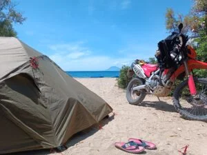A Greek day at the beach