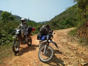 Honda XR125 and Yamaha XT125, Off-road